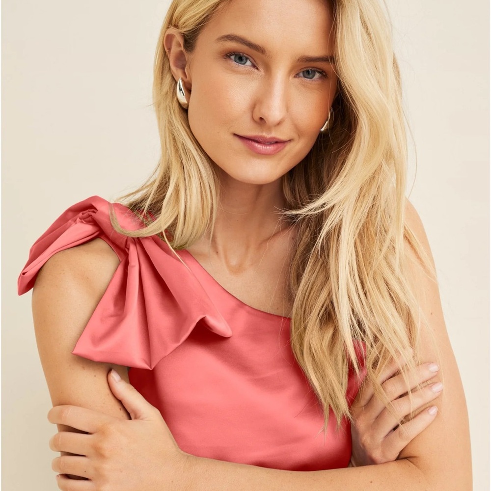 Venus Elegant Pink Coral One-Shoulder Bow Detail Satin Top Size 12 NEW - Picture 4 of 9